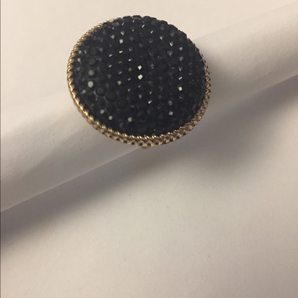 Jewelry - **NEW** Black & Gold Ring